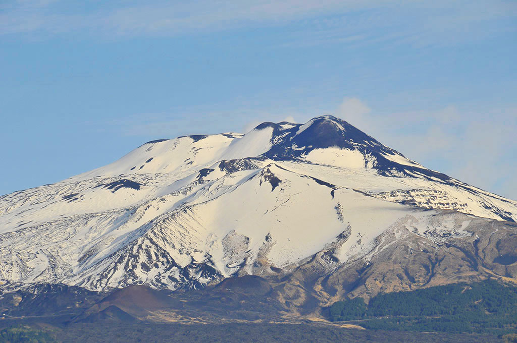 Etna in livrea invernale - © pietronicosia.it