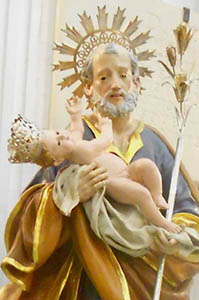 La statua di San Giuseppe con Bambino della matrice di Santa Maria di Licodia