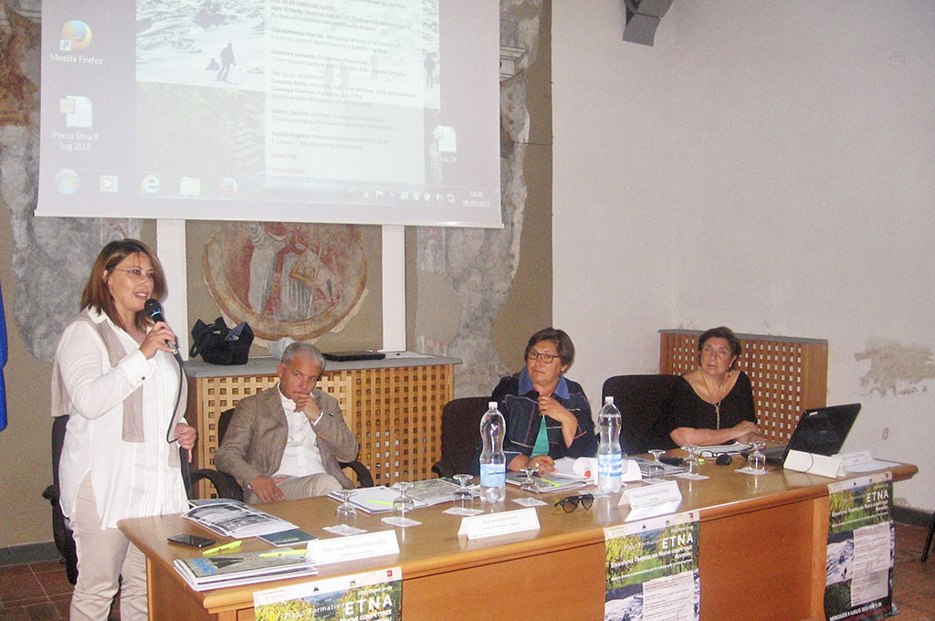 Il tavolo del convegno: da sinistra Marisa Mazzaglia, Amarildo Arzuffi, Antonietta Rizza e Nanda D'Amore