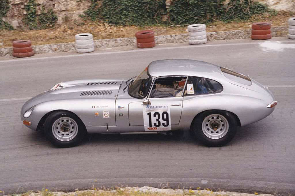 Una Jaguar storica della Scuderia Targa Florio