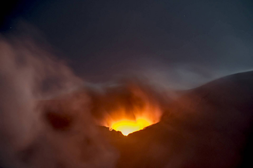 Etna, bocca apertasi il 7 Agosto all’interno della Voragine - © Foto di Michele Mammino