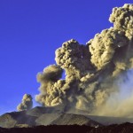 Etna, emisisone di cenere